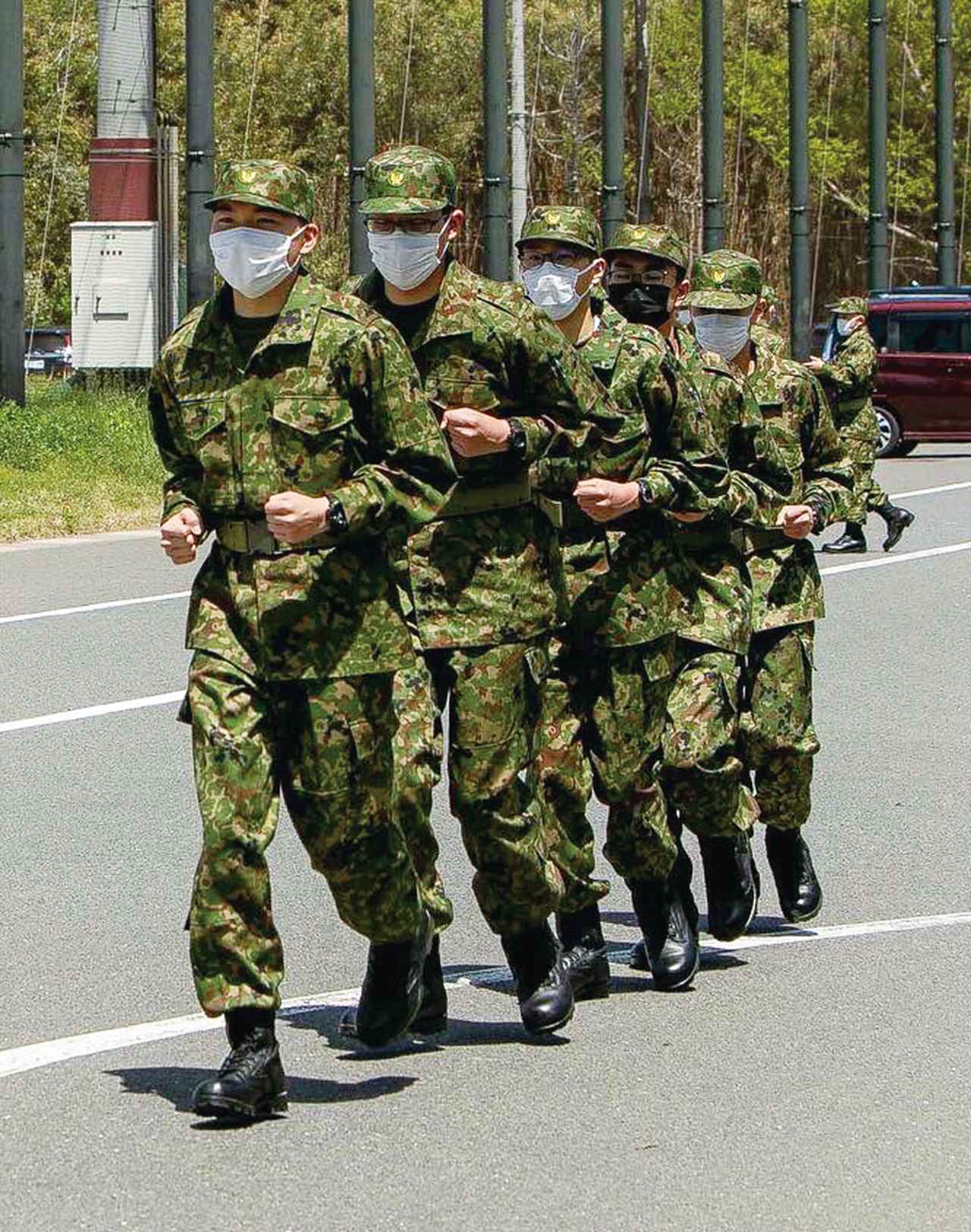 画像7: 【音声付き】自衛隊の号令を聞いてみよう！「気をつけ」や「駆け足」など入隊後に必ず学ぶ基本を紹介