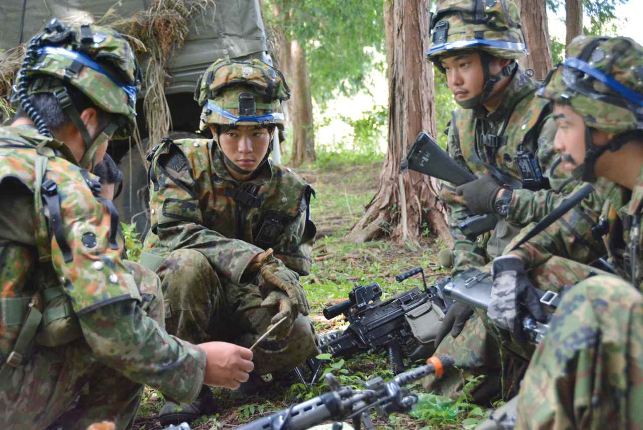 画像: 石川県金沢市に所在する、陸上自衛隊金沢駐屯地に駐屯する第10師団隷下の普通科連隊。今回の訓練検閲には約600人が参加