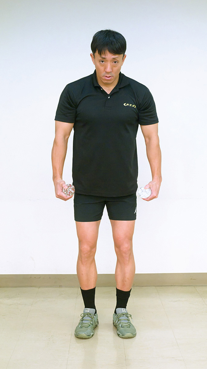 画像5: キツイ＆苦しい！自衛隊式トレーニング：ジワッ、ギュッが効いてる証拠！三角筋・上腕二頭筋・上腕三頭筋のトレーニング4種