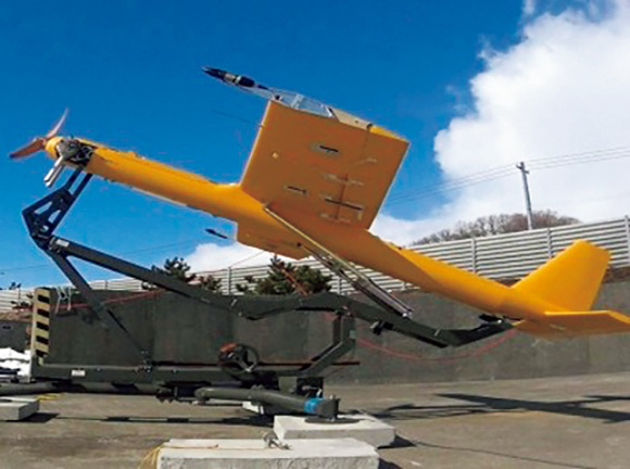 画像: 対空射撃用標的には、機器に異常が発生した場合、緊急着水できるように安全機能が装備されている <SPEC>全長:約3.5m 全幅:約3m 全高:約1m 運用開始:2020年