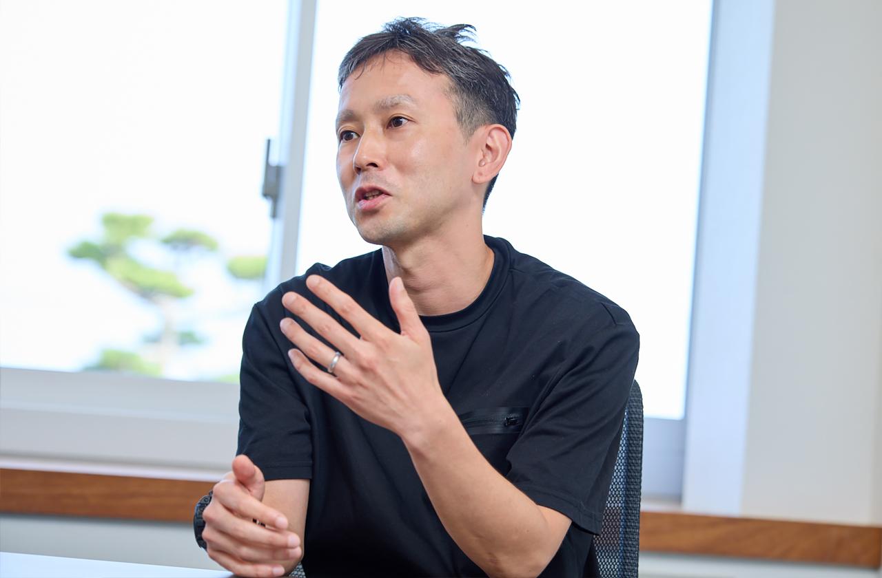 画像: 武内 献（たけうち ささぐ） 日立製作所 研究開発グループ Digital Innovation R&D