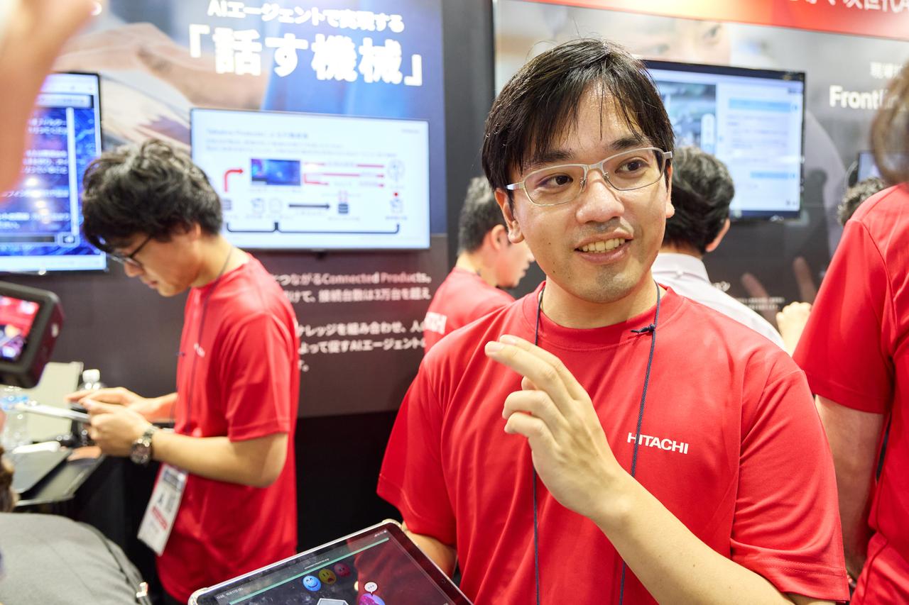 画像2: CEATEC 2025日立ブースレポート　フロントラインワーカーの人財不足、ノウハウ伝承――課題解決のためAIは現場の「ドメインナレッジ」をどう使うのか