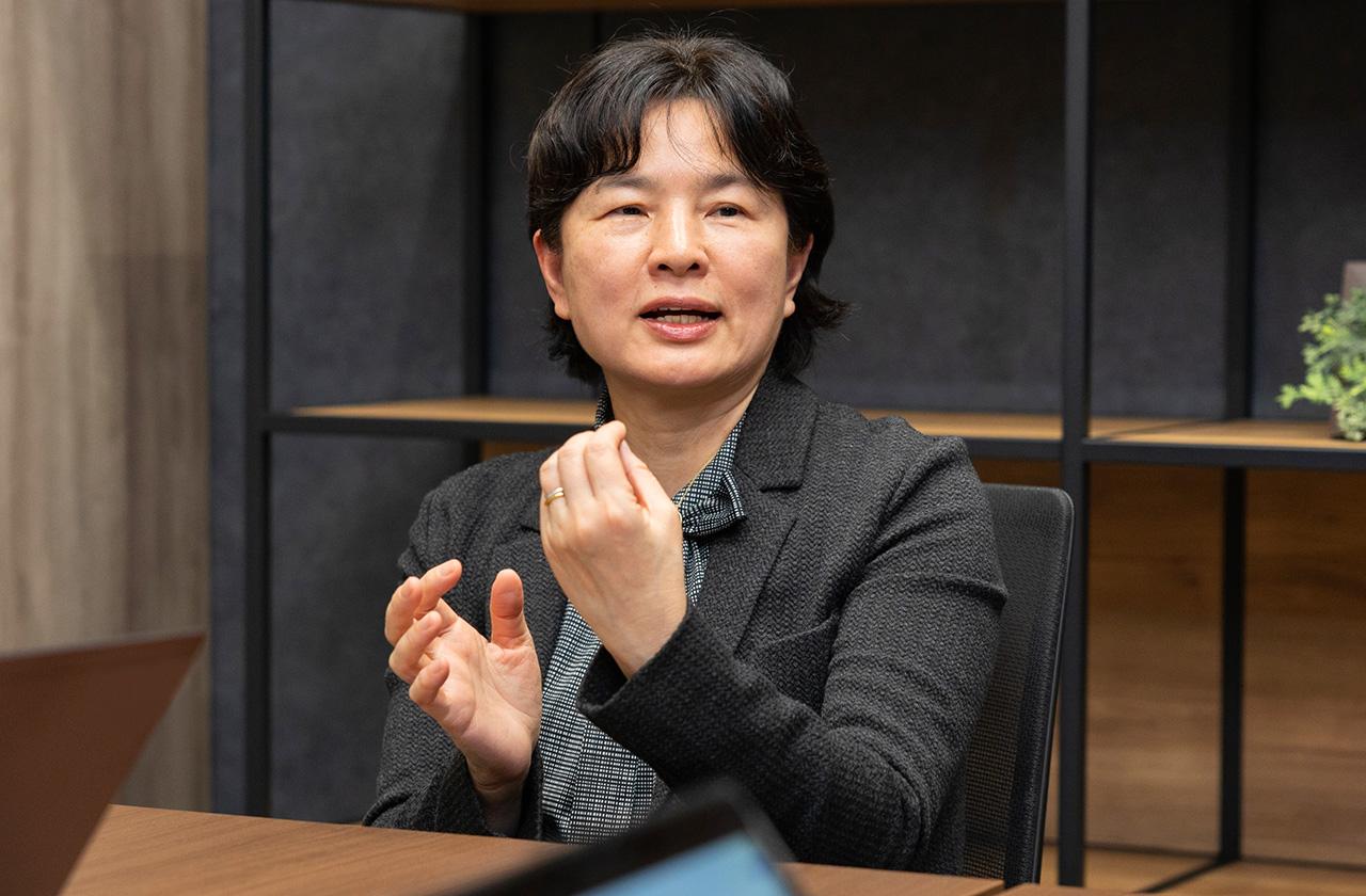 画像3: 年間約700ポジションに及ぶキャリア採用への対応