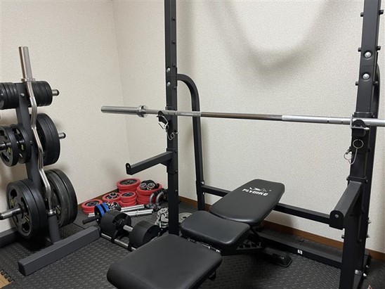 画像: ハマった結果、自宅にできた筋トレブース