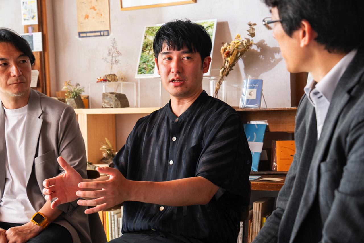 画像: 真鶴には外に開いていく必然性があった、と語る伊藤さん