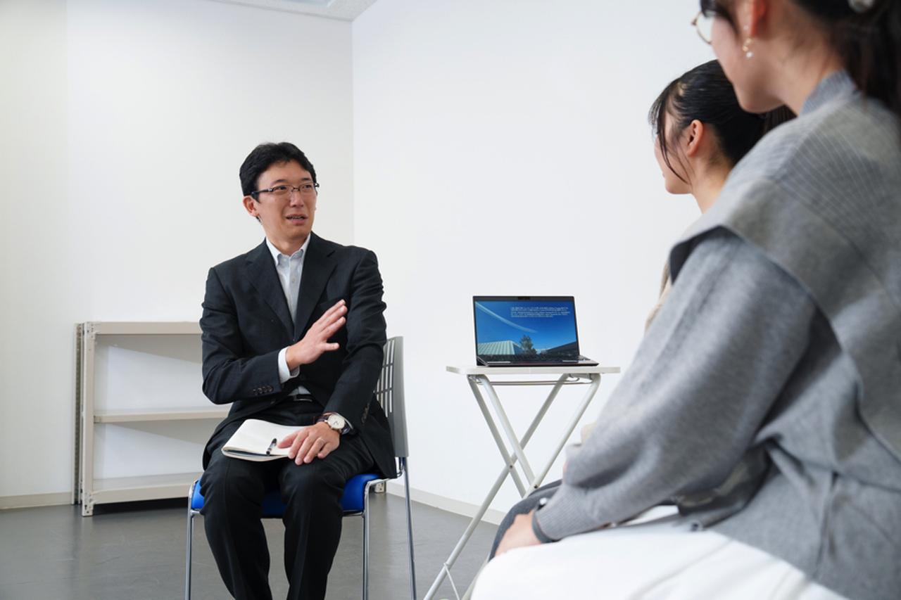 画像: 姫野さん、田中さんが舞台で日々接していた参加者の反応について問う沖田