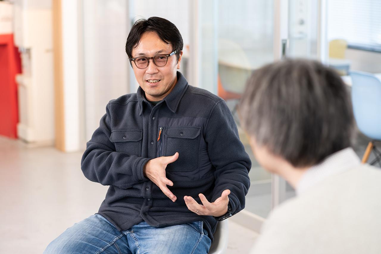 画像: 人間の暮らしの「原点」に関心があるという村上さん