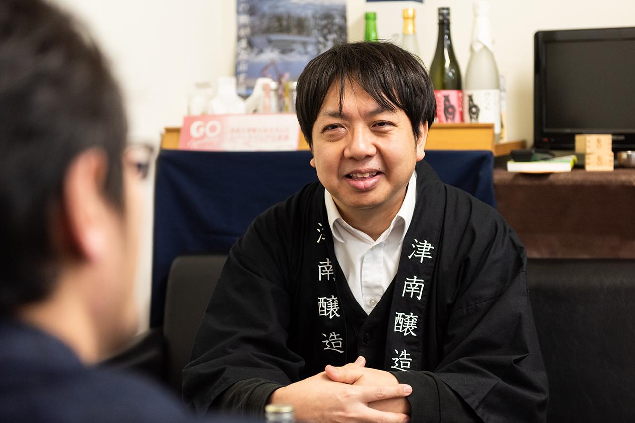 画像: 津南醸造の代表取締役を務める鈴木健吾さん