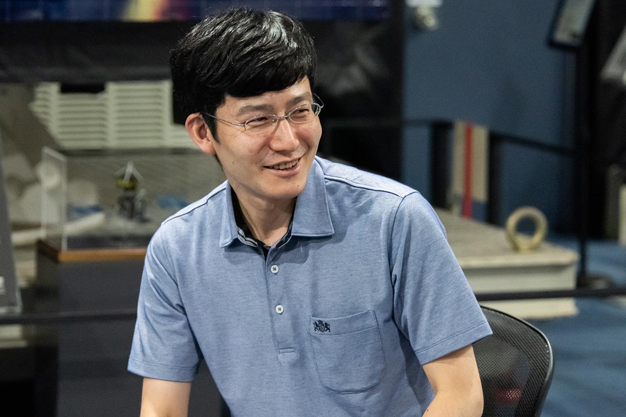 画像: 大学時代に航空宇宙工学を専攻し、「ふろしき衛星」などの研究をしていた舟根