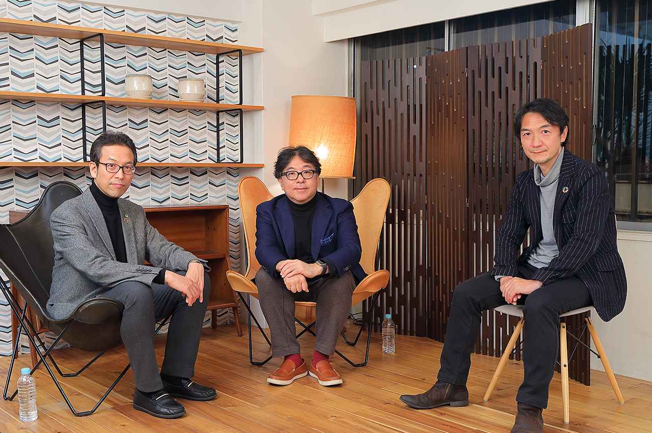 画像: 左から、日立 加藤博光、D4DR inc. 藤元健太郎氏、ナビゲーター 日立 丸山幸伸。