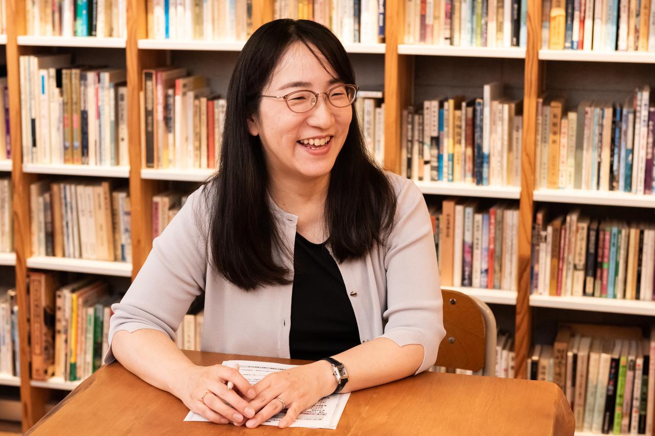 画像: 日立製作所で、人間理解を軸にした「Brain-inspired AI」を研究している小幡亜希子