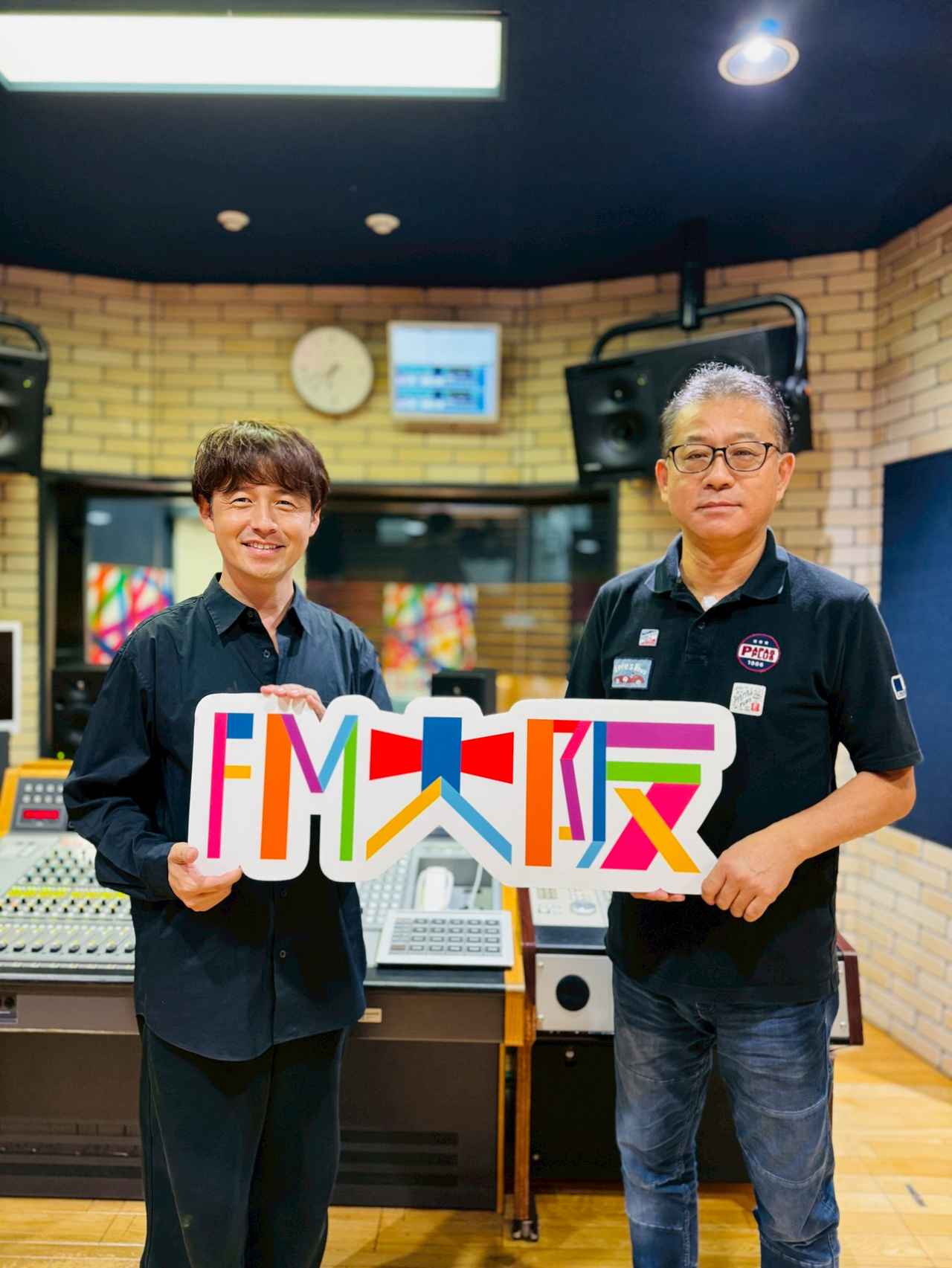 画像2: 日曜6時15分からは「U.K.とヒロの世のため後のためラジオ」。