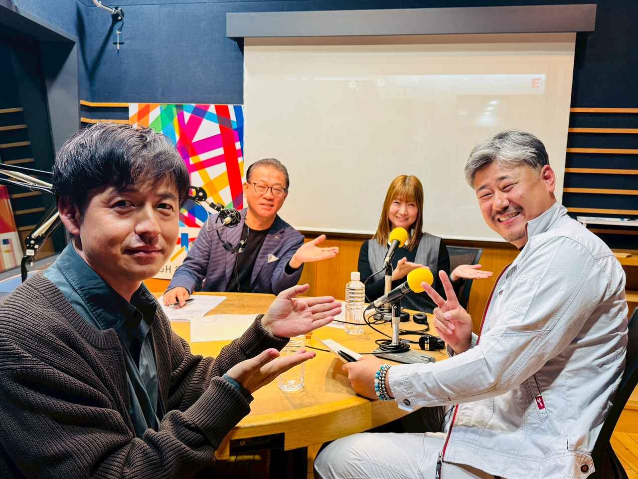 画像1: 日曜6時15分からは「U.K.とヒロの世のため後のためラジオ」。