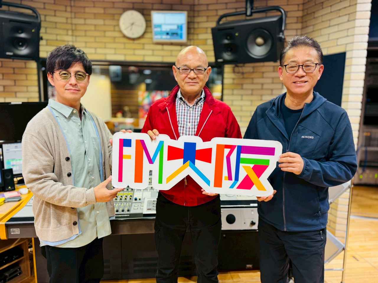 画像: 日曜6時15分からは「UKとヒロの世のため後のためラジオ」。