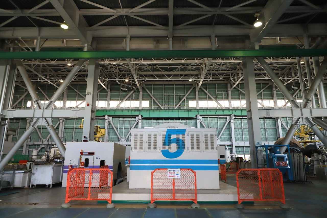画像: 水素をもとに電気を作る「タービン建屋」に潜入!