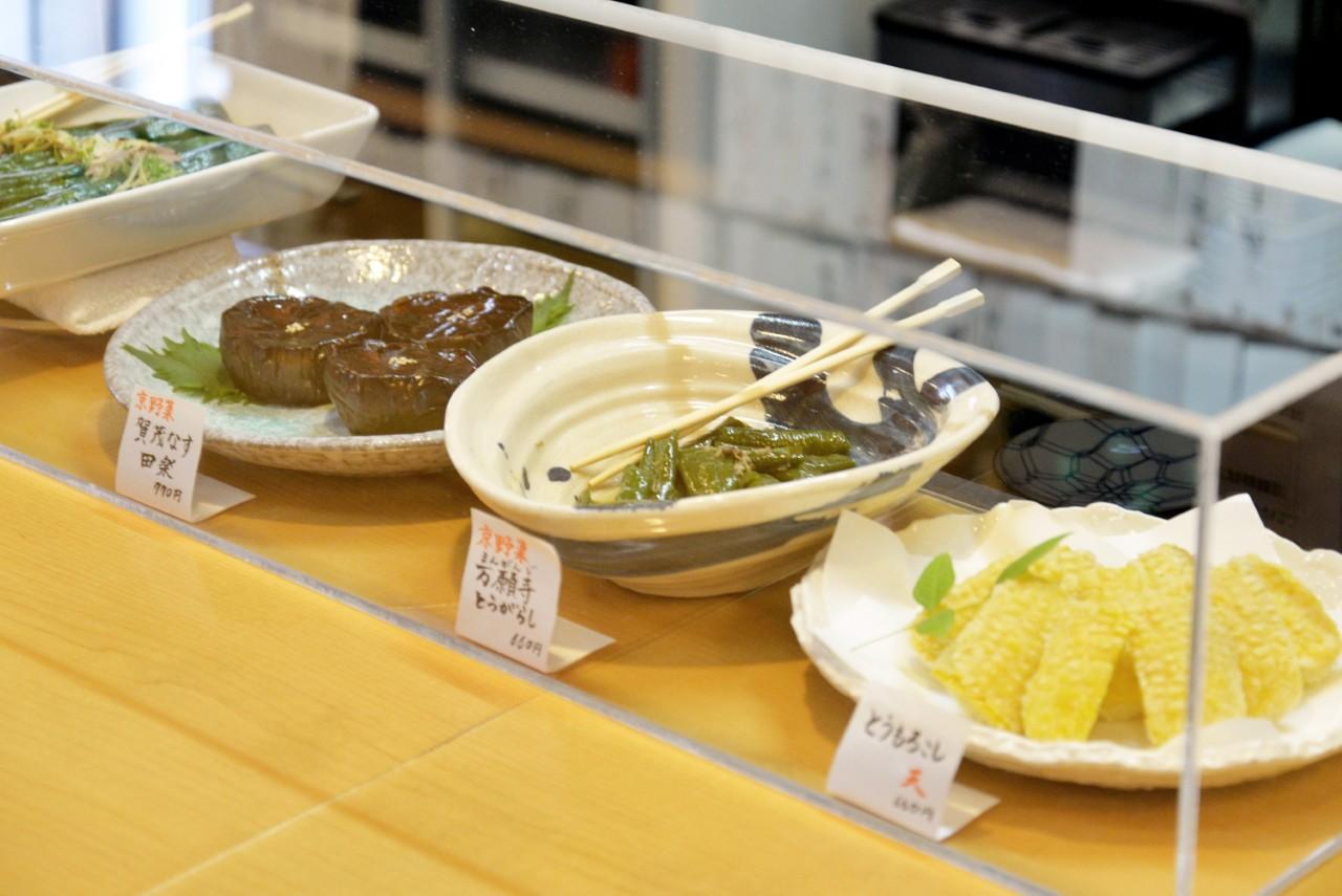 画像: 【夜】“ザ・おばんざい”を味わうならここ｜京のおばんざい　わらじ亭