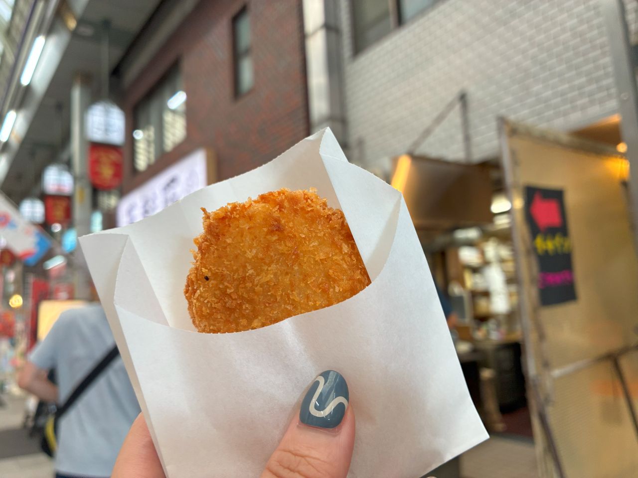 画像2: コロッケ 中村屋｜“あの人”も大絶賛！1個100円のお手頃コロッケ