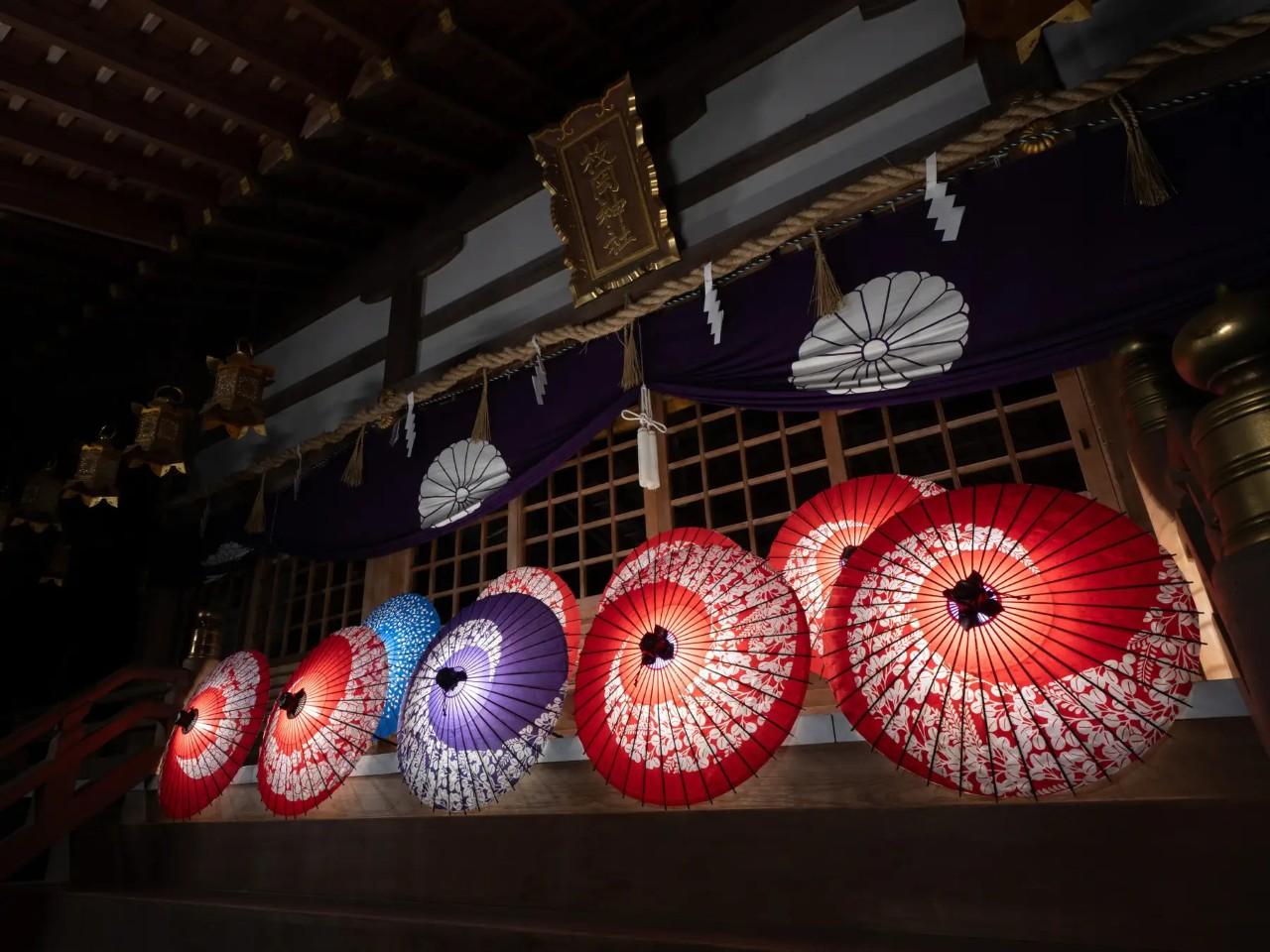 画像: 光と風、緑に包まれて。幻想的な夏の夜を過ごす「夏灯しの夢まつり」