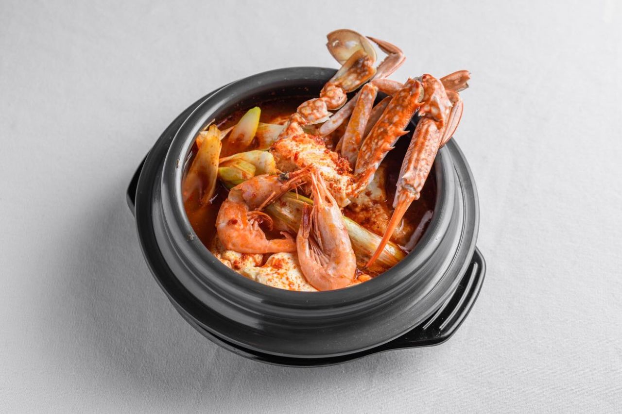 画像3: チャンチ|秘伝の味と自家製豆腐のスンドゥブが神ウマな韓国レストラン