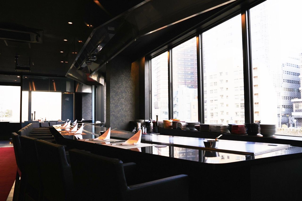 画像4: 蔵人|ライブ感満点の鉄板焼き黒毛和牛ハンバーグに舌鼓!