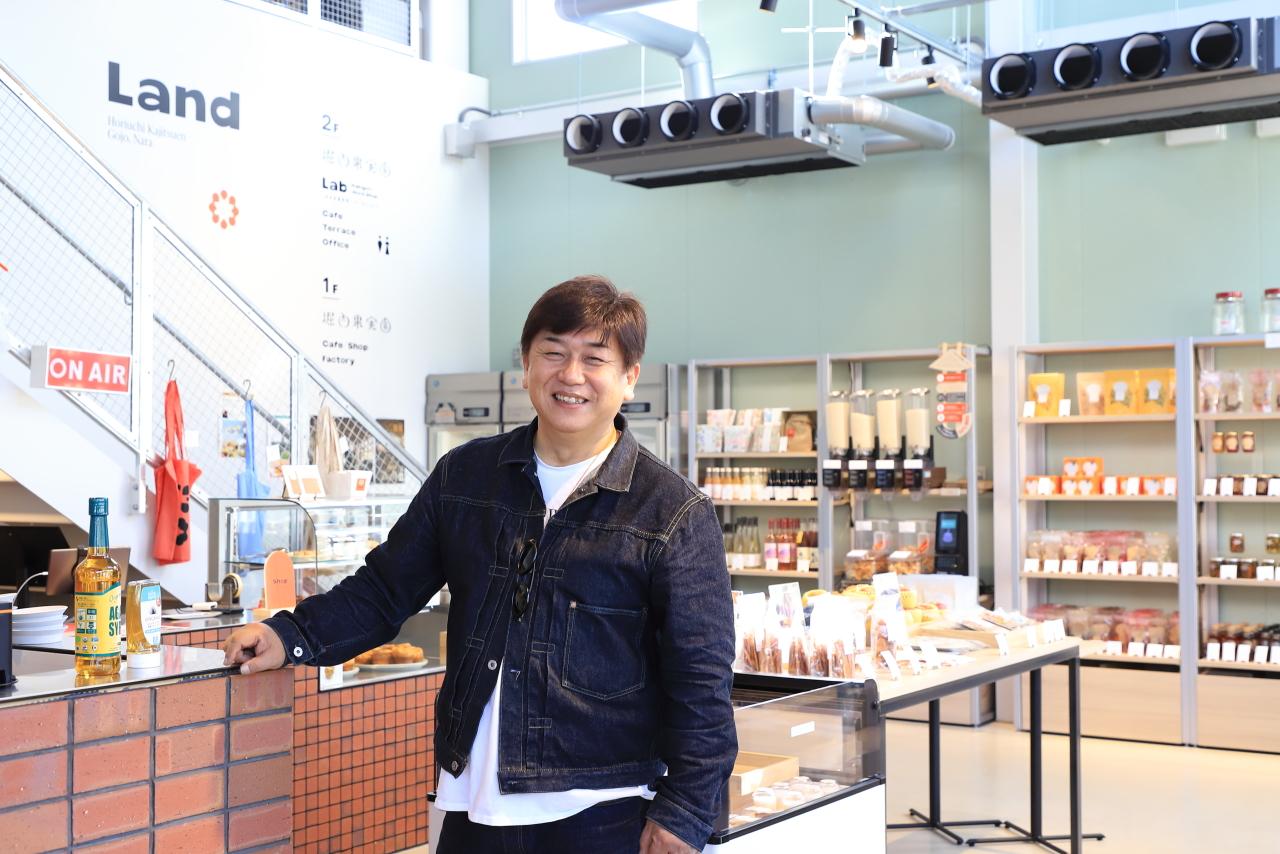 画像: 堀内果実園6代目の堀内俊孝さん