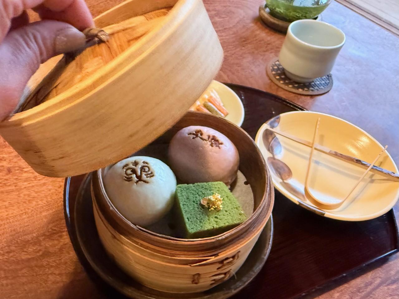 画像2: 祇園 ふじ寅｜和スイーツと宇治茶でほっこり。まるで京都の実家