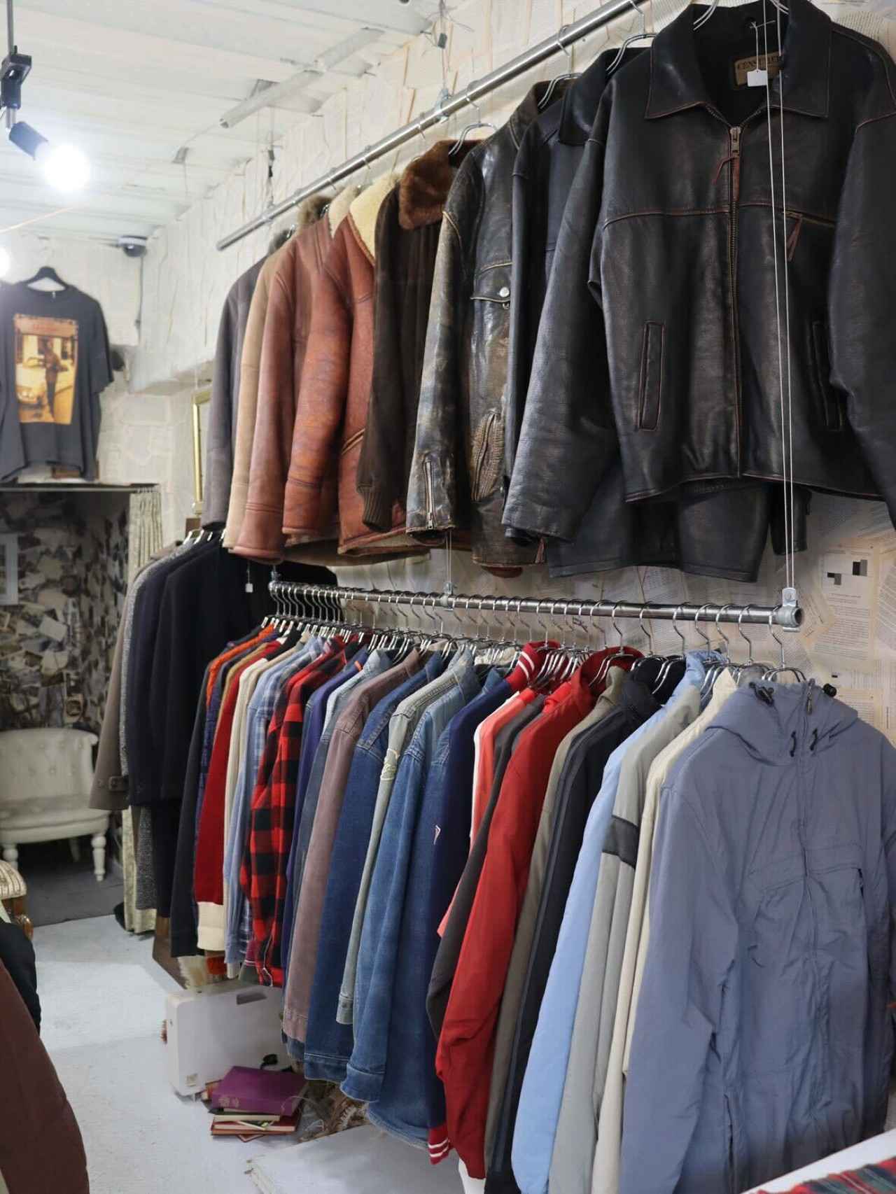 画像13: 中崎町の古着屋5選。アートとファッションの発信地で、自分だけの一着に出会う