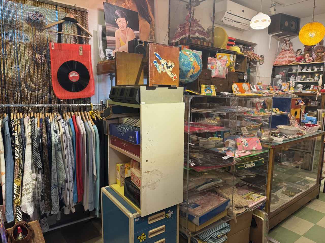 画像23: 中崎町の古着屋5選。アートとファッションの発信地で、自分だけの一着に出会う