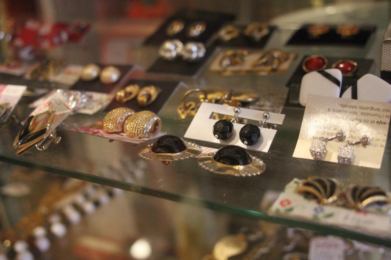 画像24: 中崎町の古着屋5選。アートとファッションの発信地で、自分だけの一着に出会う