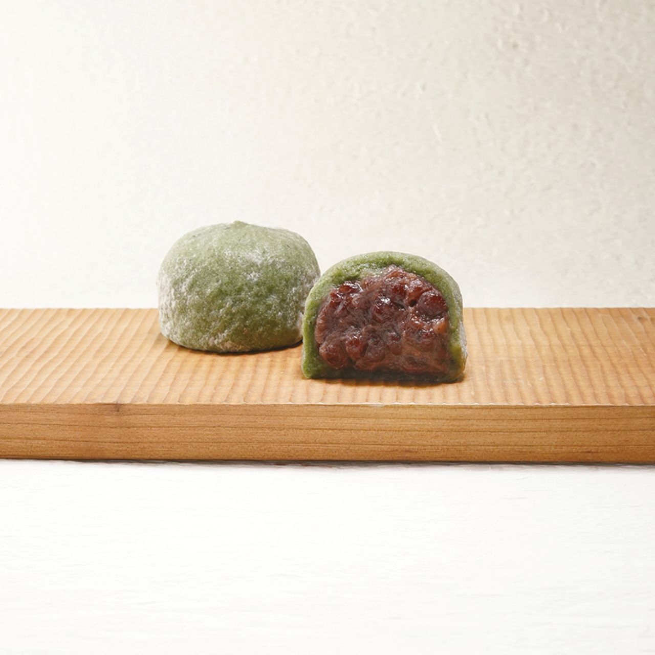 画像3: ⑦笑顔のみたらし団子が大バズり! 伝統の草餅も美味な「菓匠禄兵衛」