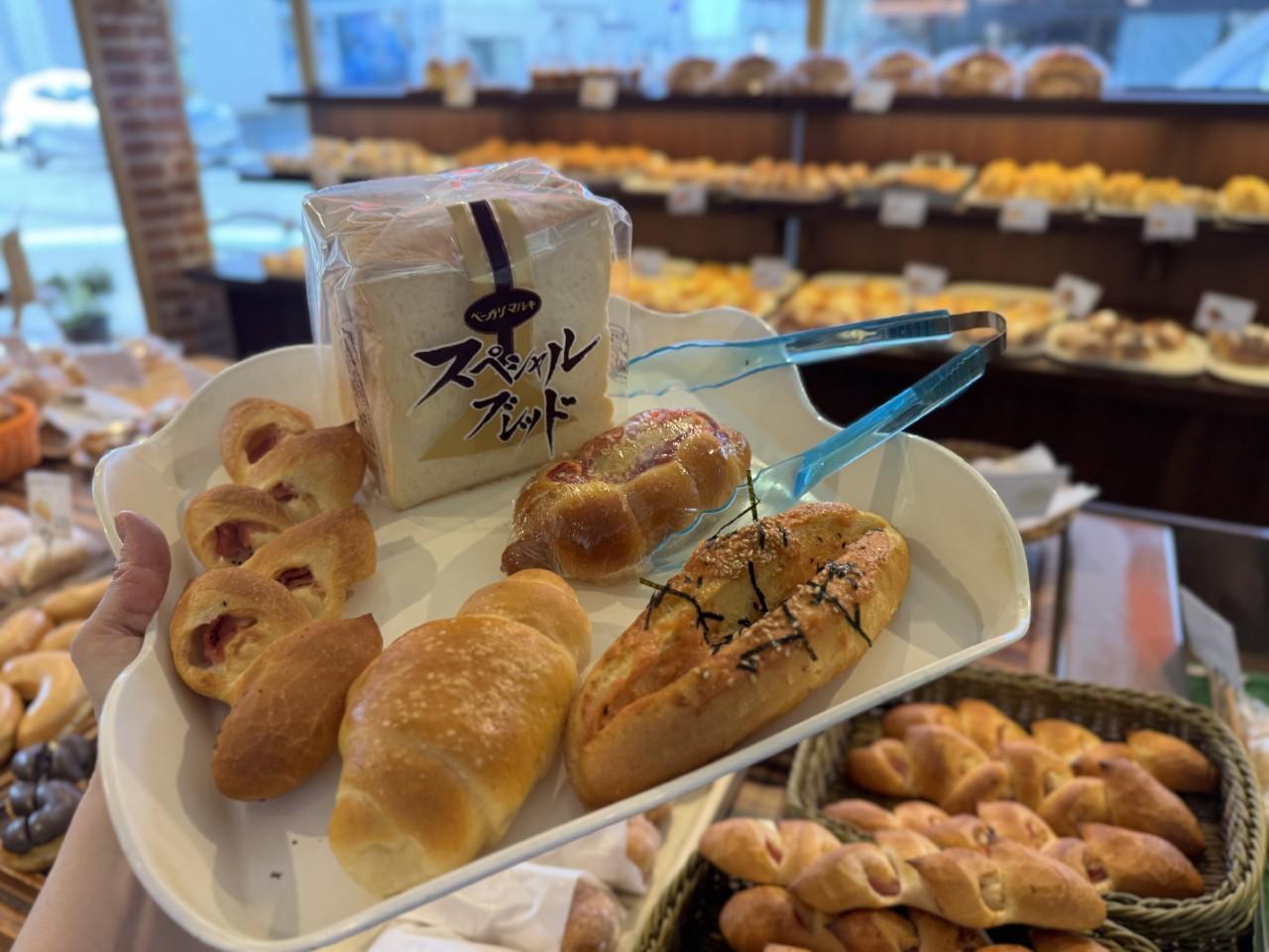 画像4: 朝のパン屋はその街の縮図「ベーカリーマルキ」