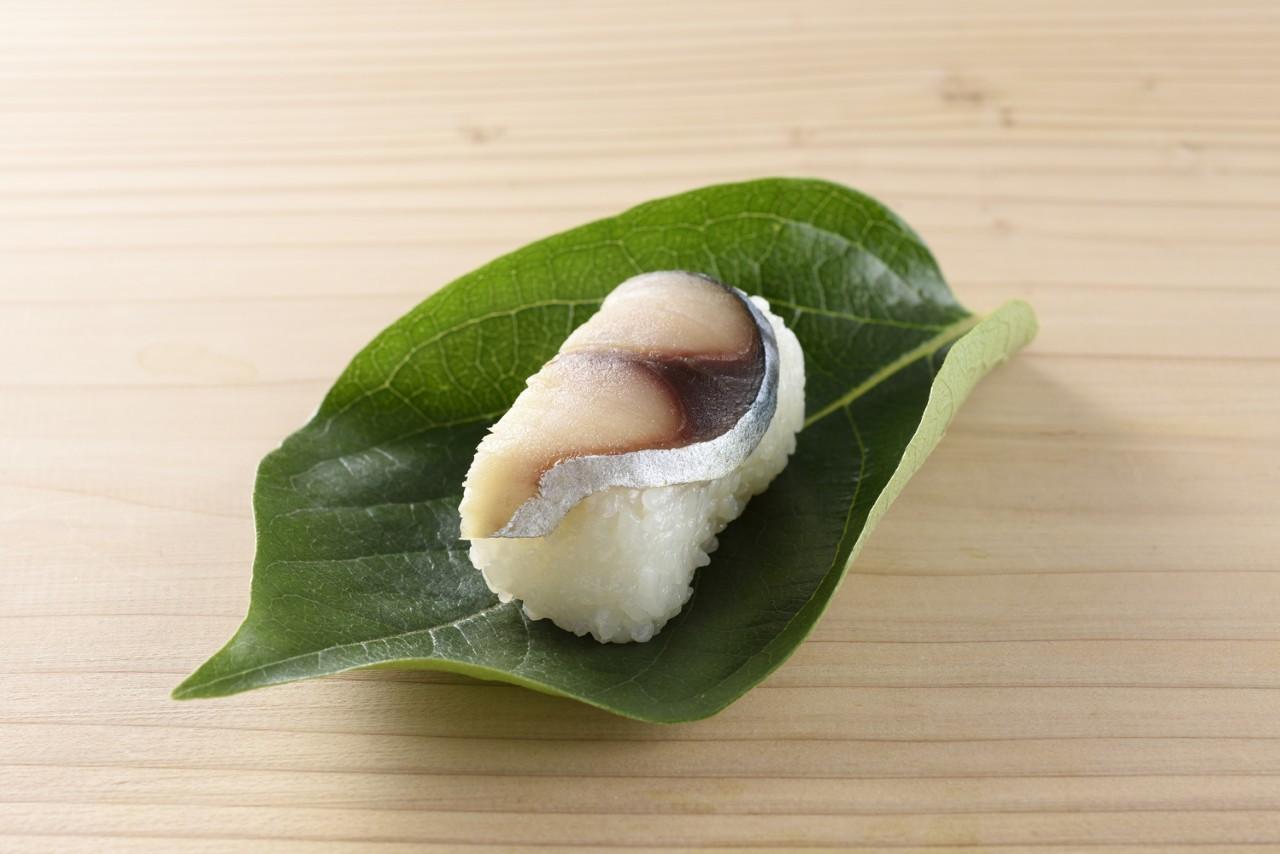 画像: テイクアウトの「柿の葉すし」は、サバ1個173円から