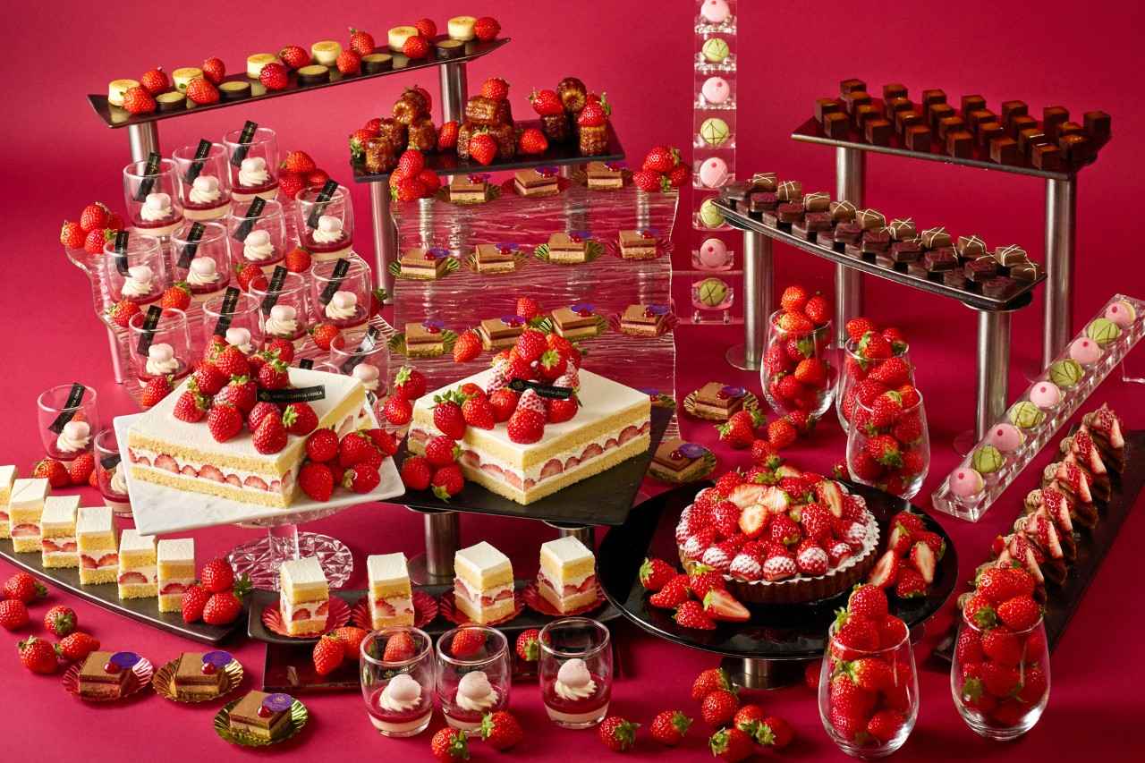 画像1: いちご三昧。実力派パティシエ4名の新作が食べ放題