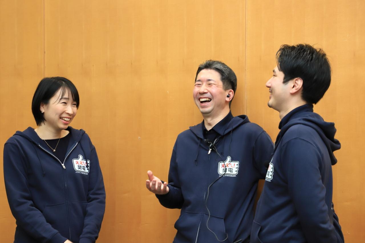 画像: 「ええやん!Day」の企画・運営、ポスター制作やエンゲージメントサーベイなどの業務を行うチーム(左から宮口 友佳子、川田 顕、名坂 直記)