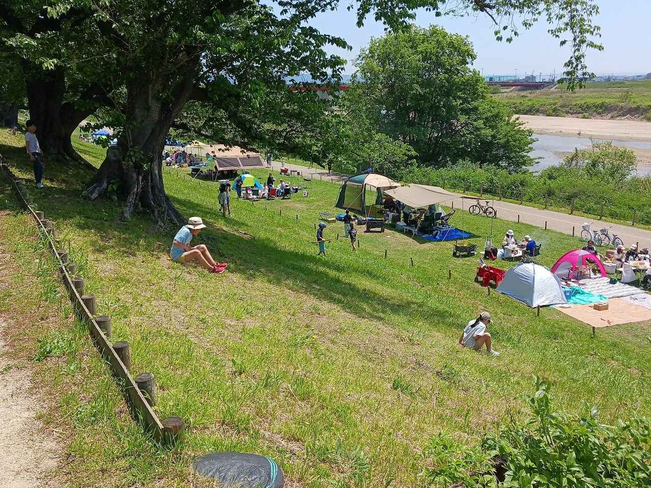 画像1: 淀川河川公園（大山崎地区・背割堤地区）｜のびのび過ごせる広大な河川敷