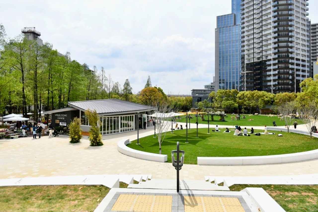 画像: 東遊園地｜三宮の中心部で自然を感じられる公園