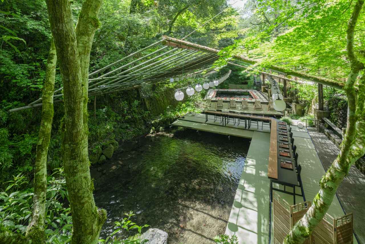 画像: 川床全景