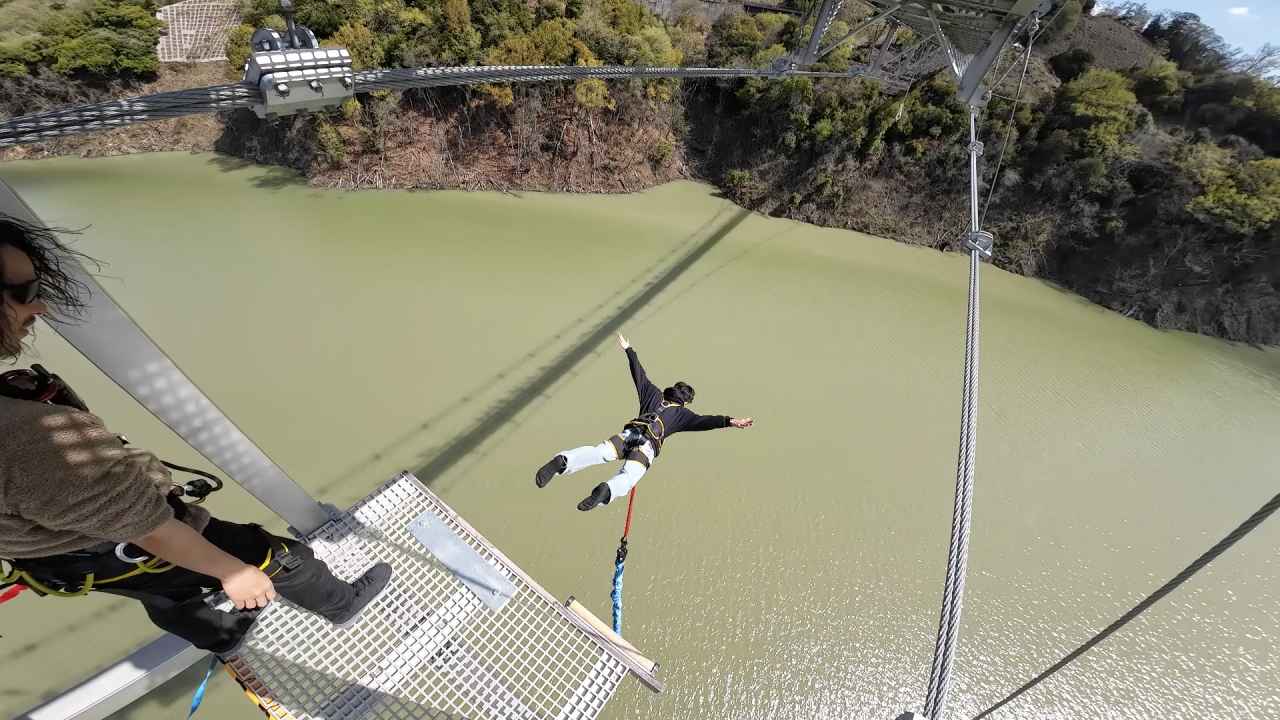 画像: GRAVITATE OSAKA｜大自然×スリルを味わう日本最長のつり橋で「最高の解放感」を。