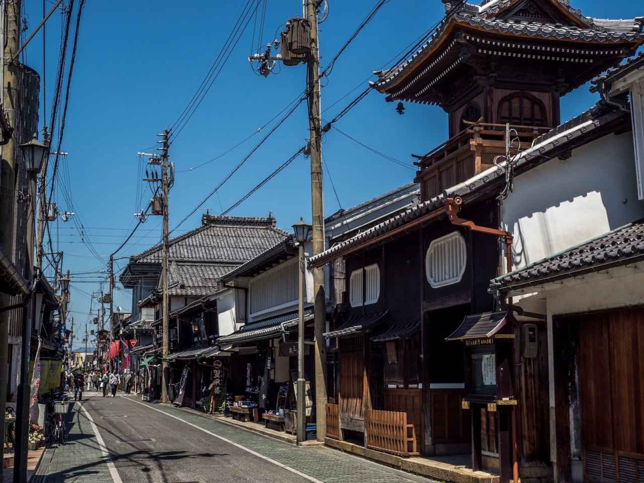 画像: 【長浜】黒壁スクエア｜レトロな街並みを歩きながら、ガラスのぬくもりに触れる