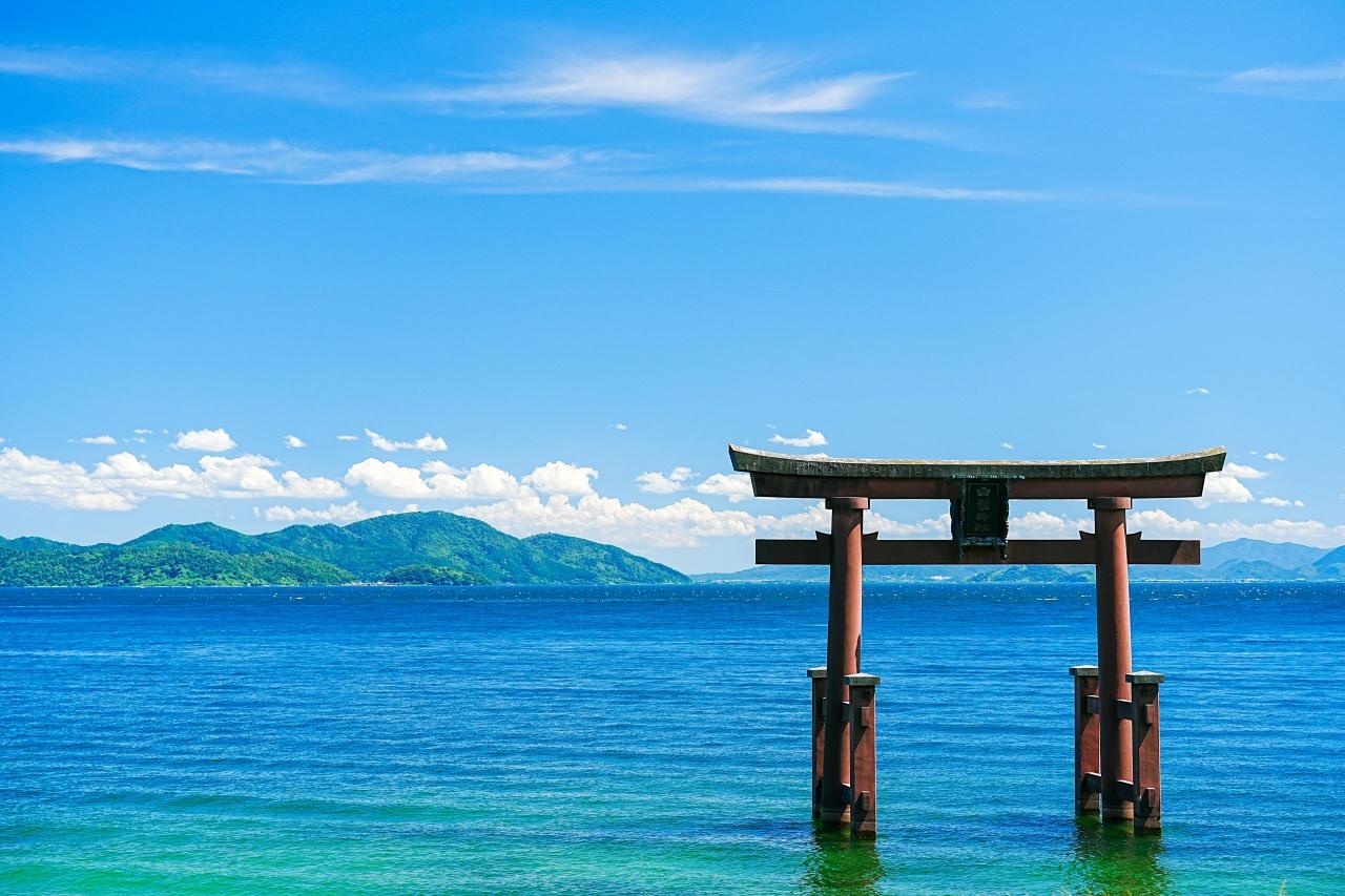 画像2: 【高島】白鬚神社｜湖に浮かぶ鳥居を、静けさごと味わう