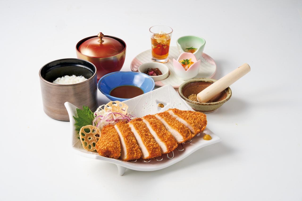 画像: とんかつ御膳 3,200円