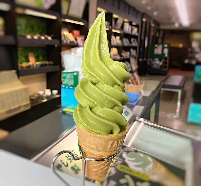 画像: 「作りたてグリーンソフト」300円