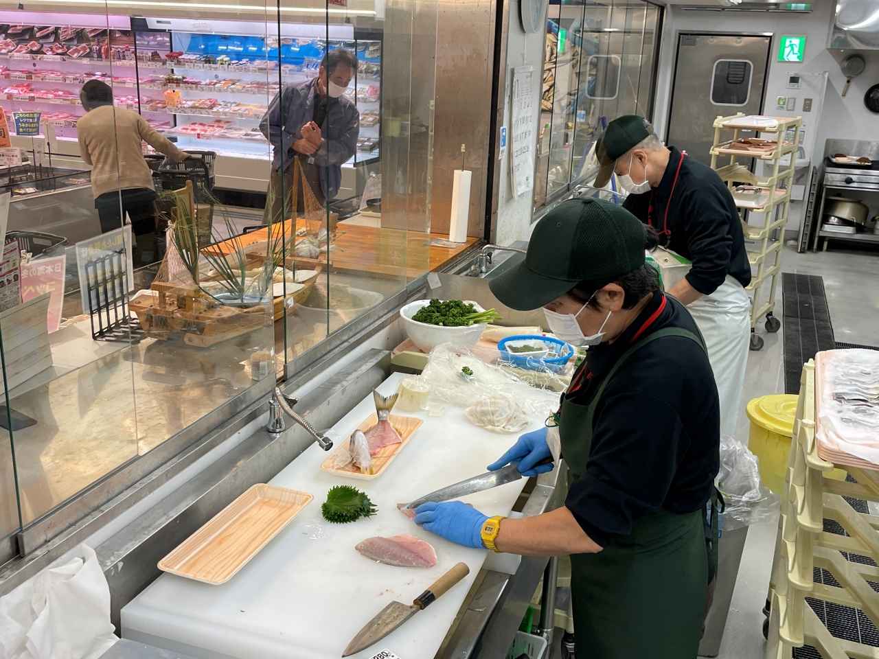 画像3: 11:30　UMIKARA MARKET（サニーマート高浜店）でBBQの食材を買い出し