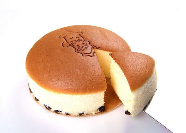画像: ＜りくろーおじさんの店＞焼きたてチーズケーキ［6号、1個］