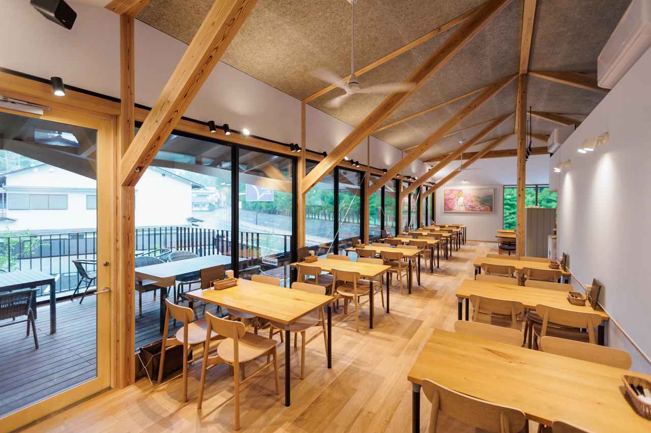 画像: 2階カフェ