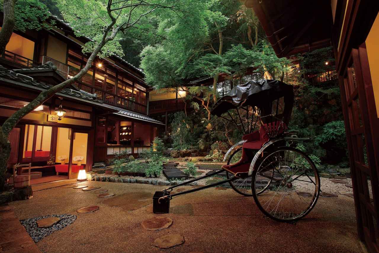 画像1: 音羽山荘|大正時代の料理旅館で味わう滝道ランチと川床