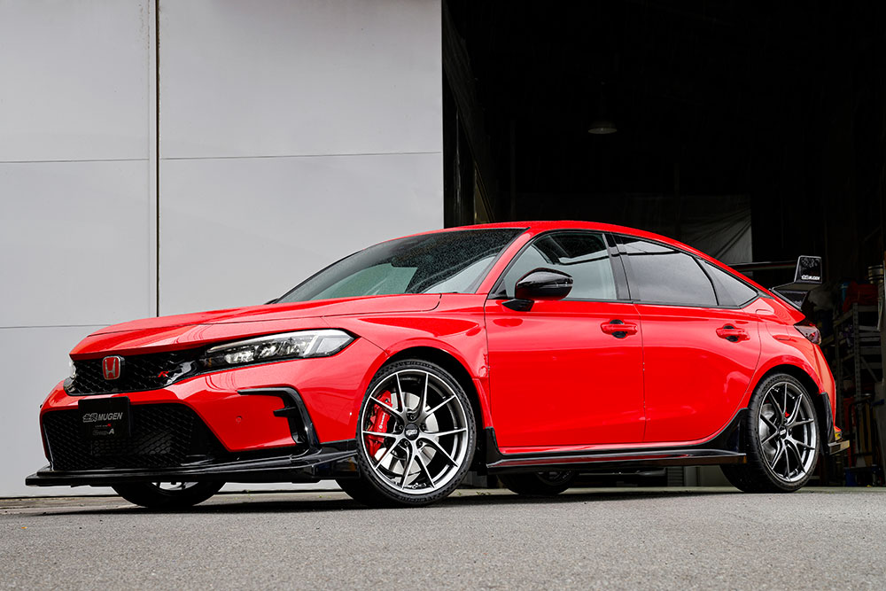 【BBS× 無限】 CIVIC TYPE Rアルミホイール FR10 1本のみ BBS × 無限】最速のさらに先へ。シビック TYPE R専用ホイール『FR10