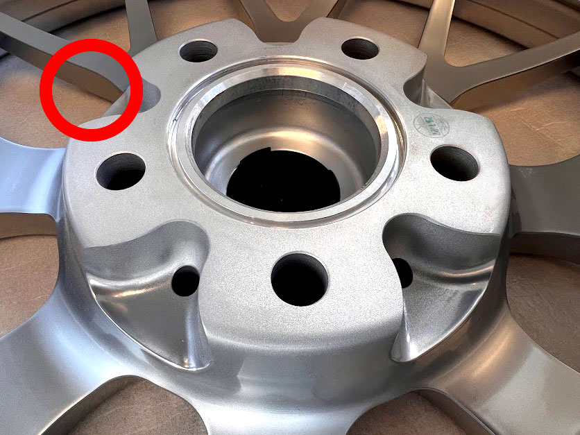 画像: こちらは正しく装着されている