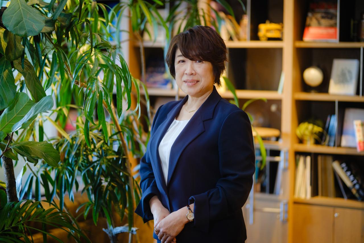 自己実現の場所は仕事だけじゃない。ドムドムフードサービス・藤﨑忍社長 - MIMOSA MAGAZINE（ミモザマガジン）