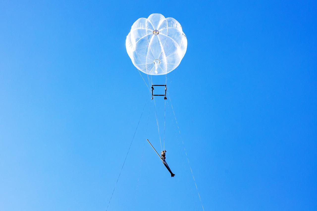 画像 : 2番目の画像 - AstroXがハイブリッドロケットの発射実験に成功。 - スマートモビリティJP